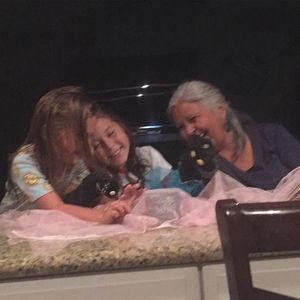 Meet your Posher, Anna